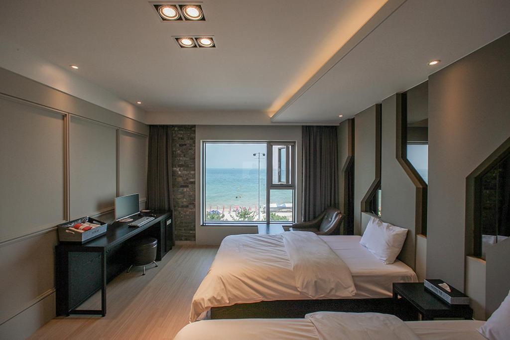 Pohang Hotel View Exterior photo